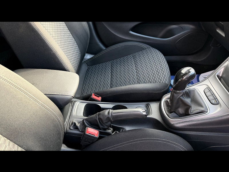 Vauxhall Astra 1.6 CDTi ecoTEC BlueInjection Tech Line Nav Sports Tourer 5dr Diesel Manual Euro 6 (s/s) (110 ps) 5dr Manual 2026