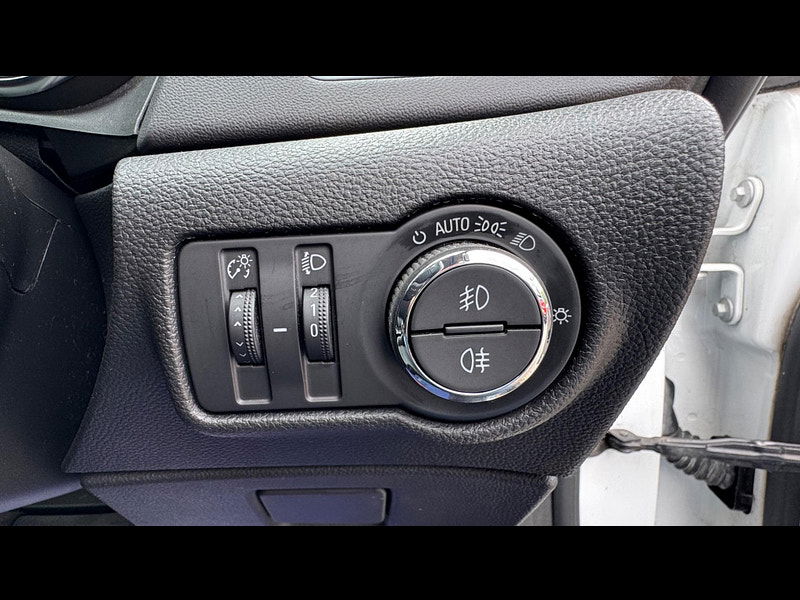 Vauxhall Astra GTC 1.4i Turbo Limited Edition Euro 6 (s/s) 3dr 3dr Manual 2025