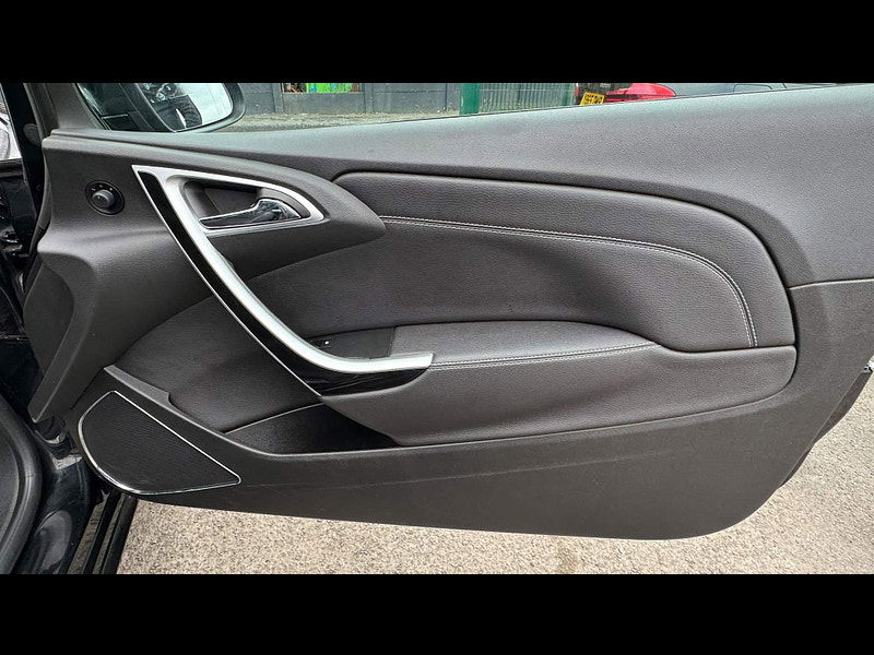 Vauxhall Astra GTC 1.4T 16V SRi Euro 5 (s/s) 3dr 3dr Manual 2025