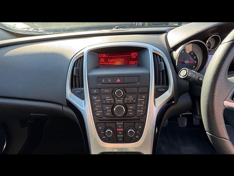 Vauxhall Astra GTC 1.4T SRi Euro 5 (s/s) 3dr 3dr Manual 2025