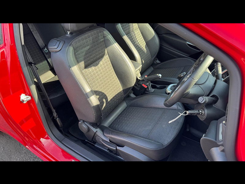Vauxhall Astra GTC 1.4T SRi Euro 5 (s/s) 3dr 3dr Manual 2025
