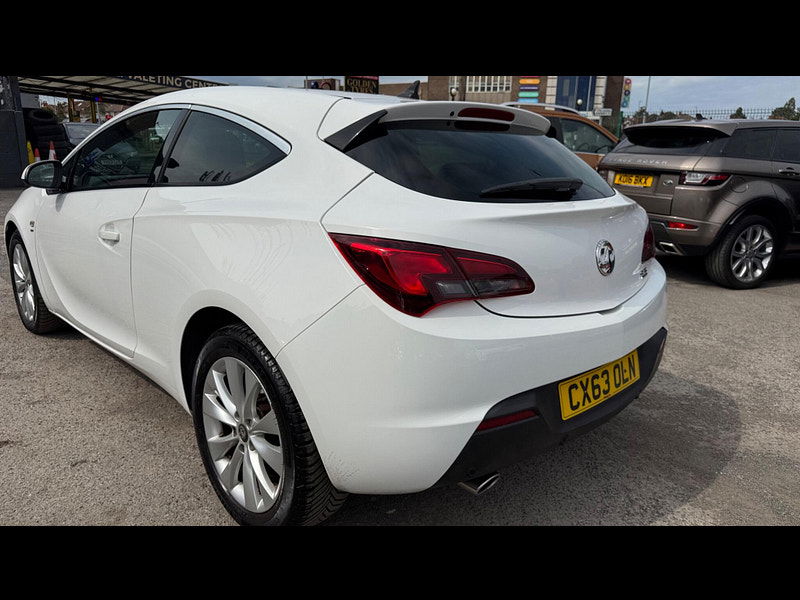 Vauxhall Astra GTC 2.0 CDTi SRi Euro 5 (s/s) 3dr 3dr Manual 2025