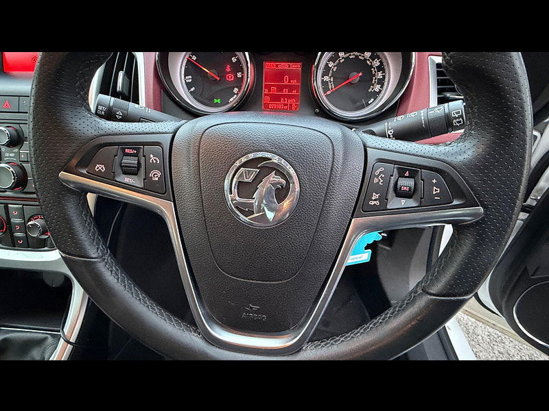 Vauxhall Astra GTC 2.0 CDTi SRi Euro 5 (s/s) 3dr 3dr Manual 2025