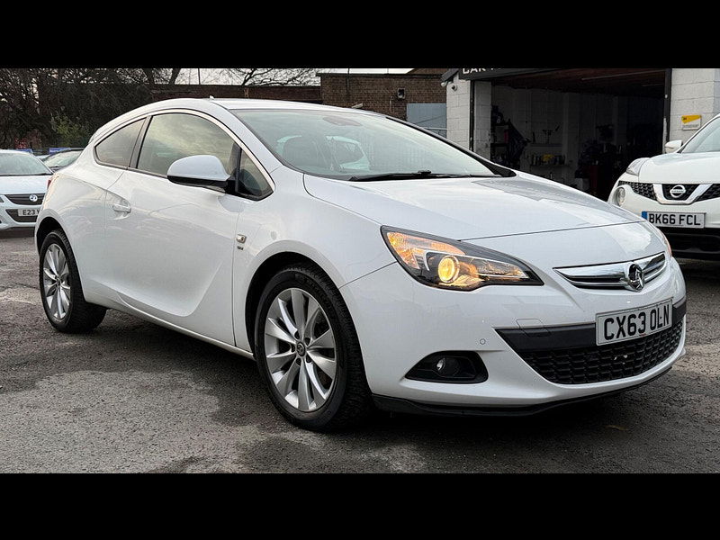 Vauxhall Astra GTC 2.0 CDTi SRi Euro 5 (s/s) 3dr 3dr Manual 2025