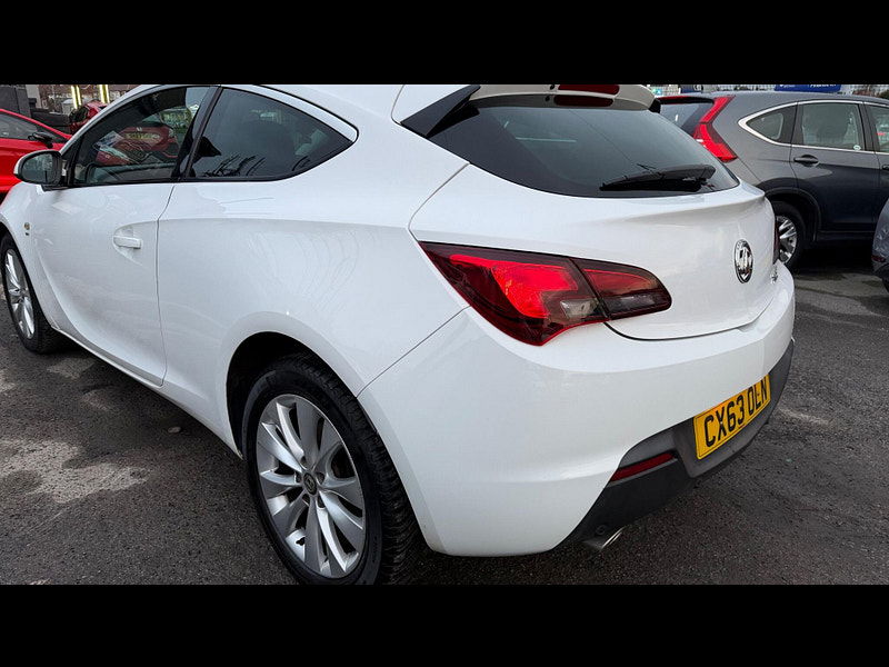 Vauxhall Astra GTC 2.0 CDTi SRi Euro 5 (s/s) 3dr 3dr Manual 2025