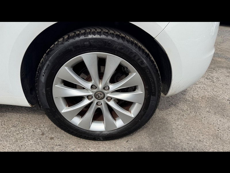 Vauxhall Astra GTC 2.0 CDTi SRi Euro 5 (s/s) 3dr 3dr Manual 2025