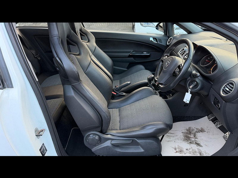 Vauxhall Corsa 1.6T 16V VXR Clubsport Euro 5 3dr 3dr Manual 2025