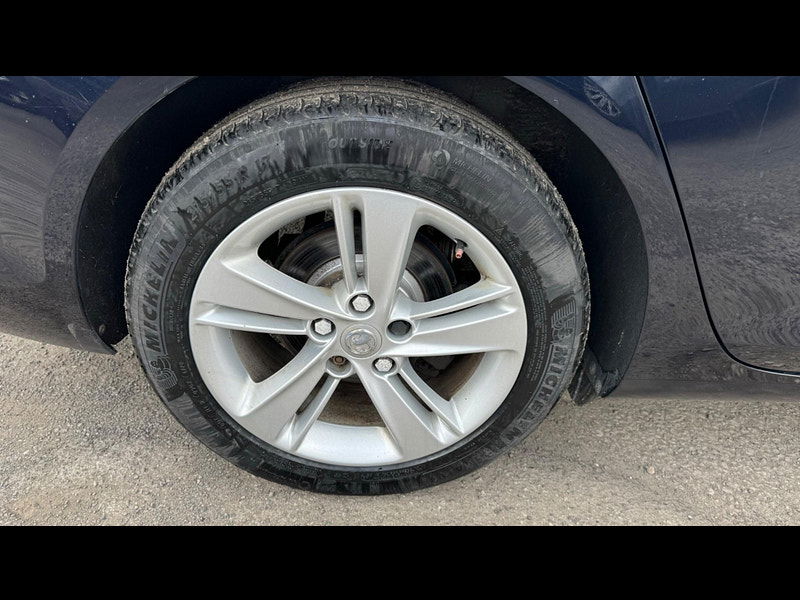 Vauxhall Insignia 1.6 Turbo D ecoTEC SRi Nav Grand Sport Euro 6 (s/s) 5dr 5dr Manual 2025
