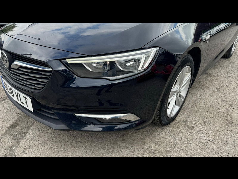 Vauxhall Insignia 1.6 Turbo D ecoTEC SRi Nav Grand Sport Euro 6 (s/s) 5dr 5dr Manual 2025