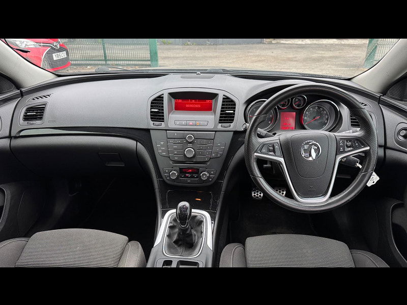 Vauxhall Insignia 2.0 CDTi ecoFLEX SRi Euro 5 5dr 5dr Manual 2025