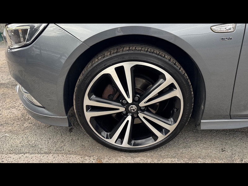 Vauxhall Insignia 2.0 Turbo D BlueInjection SRi VX Line Nav Sports Tourer Auto Euro 6 (s/s) 5dr 5dr Automatic 2025
