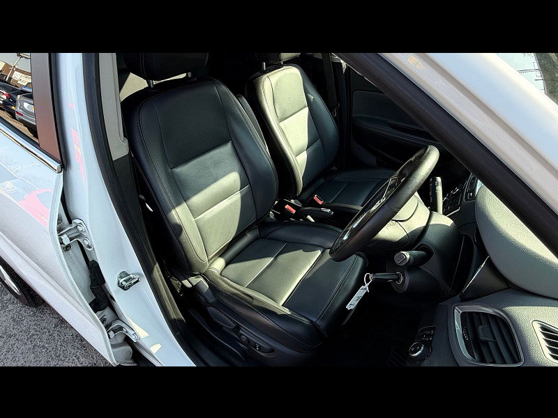 Vauxhall Mokka 1.6 SE SUV 5dr Petrol Manual 2WD Euro 5 (s/s) (115 ps) 5dr Manual 2026