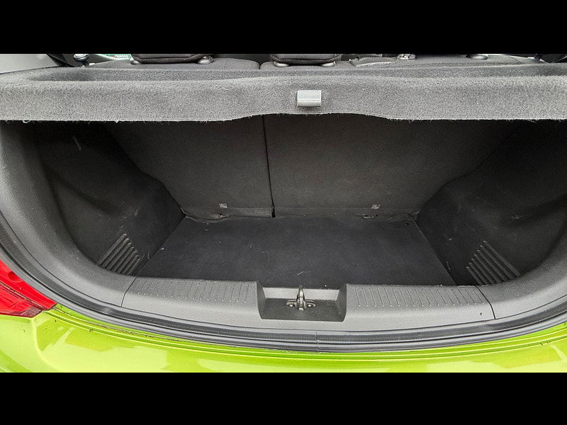Vauxhall Viva 1.0i SE Euro 6 5dr 5dr Manual 2025