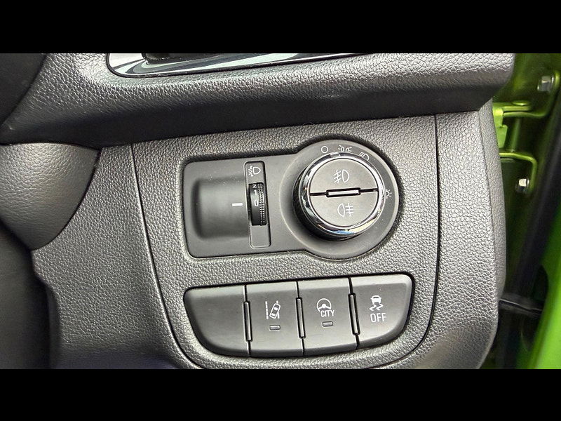 Vauxhall Viva 1.0i SE Euro 6 5dr 5dr Manual 2025