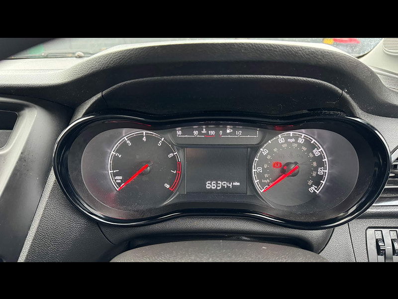 Vauxhall Viva 1.0i SE Euro 6 5dr (a/c) 5dr Manual 2025