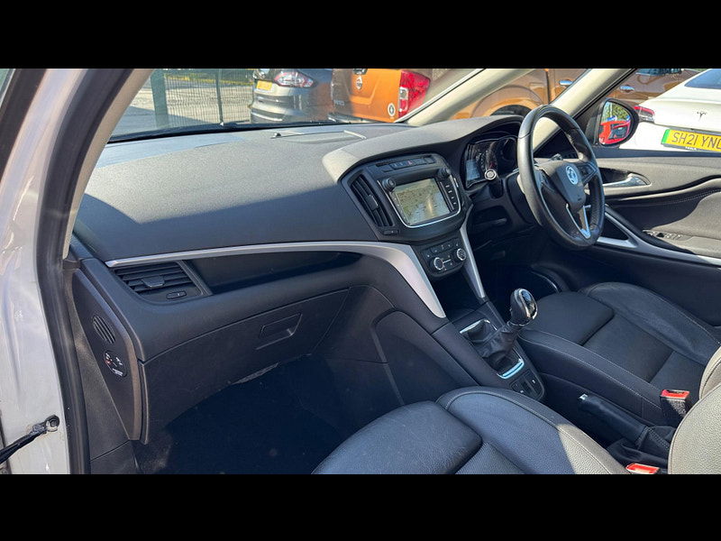 Vauxhall Zafira Tourer 1.4i Turbo SRi Nav Euro 6 5dr 5dr Manual 2025