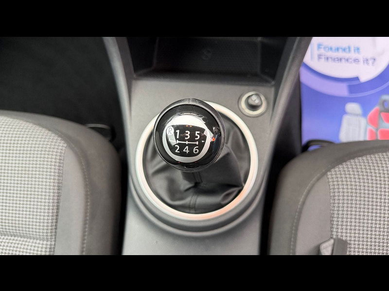 Volkswagen Beetle 2.0 TDI Design Hatchback 3dr Diesel Manual Euro 5 (140 ps) 3dr Manual 2026