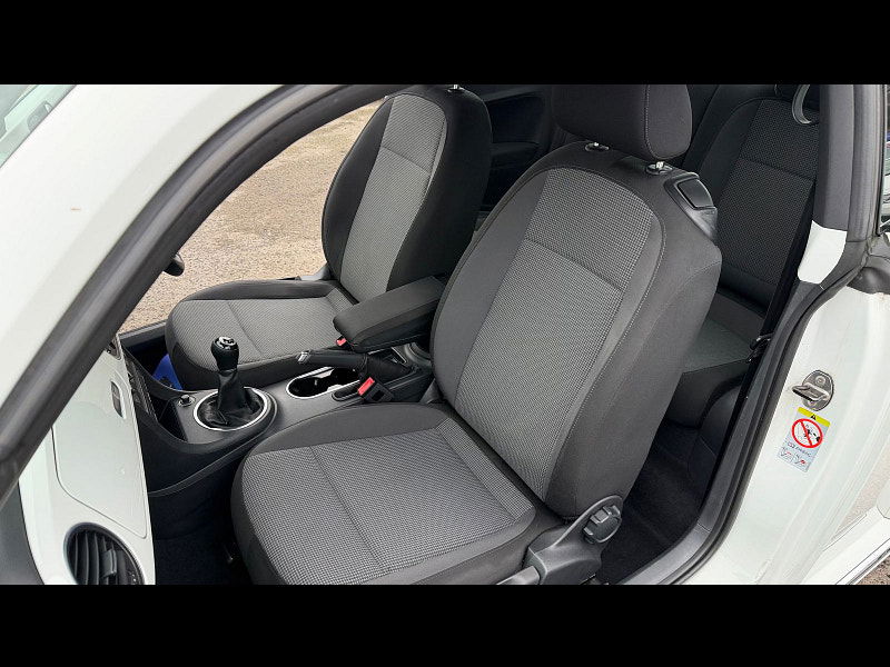 Volkswagen Beetle 2.0 TDI Design Hatchback 3dr Diesel Manual Euro 5 (140 ps) 3dr Manual 2026