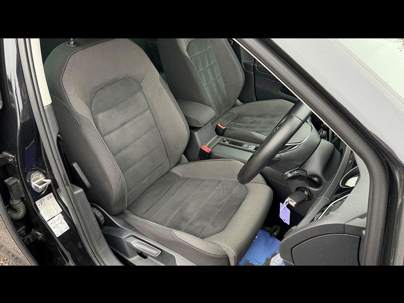 Volkswagen Golf 2.0 TDI GT Euro 6 (s/s) 5dr 5dr Manual 2025