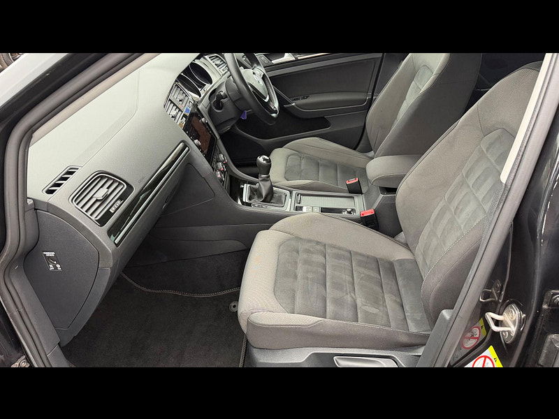 Volkswagen Golf 2.0 TDI GT Euro 6 (s/s) 5dr 5dr Manual 2025