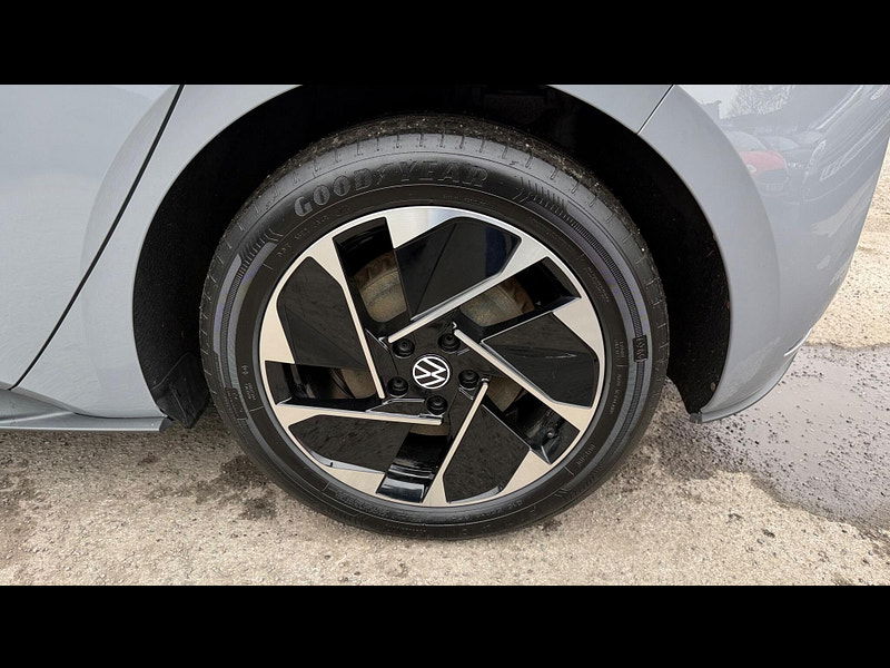 Volkswagen ID.3 Pro Performance 58kWh Life Auto 5dr 5dr Automatic 2025
