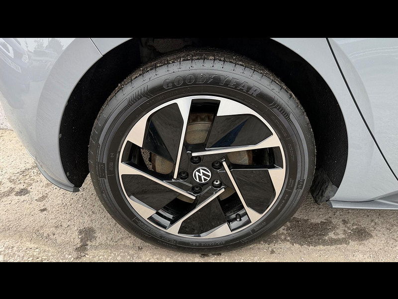 Volkswagen ID.3 Pro Performance 58kWh Life Auto 5dr 5dr Automatic 2025