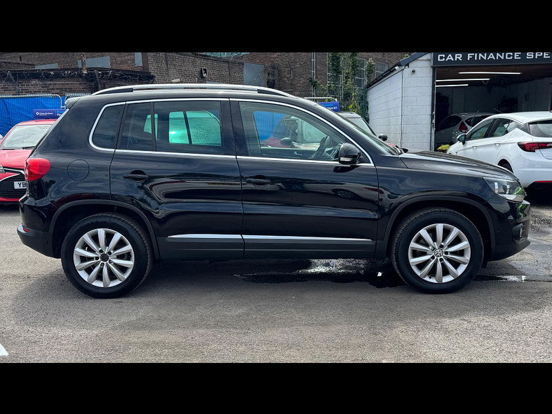 Volkswagen Tiguan 2.0 TDI BlueMotion Tech Match 4WD Euro 5 (s/s) 5dr 5dr Manual 2025
