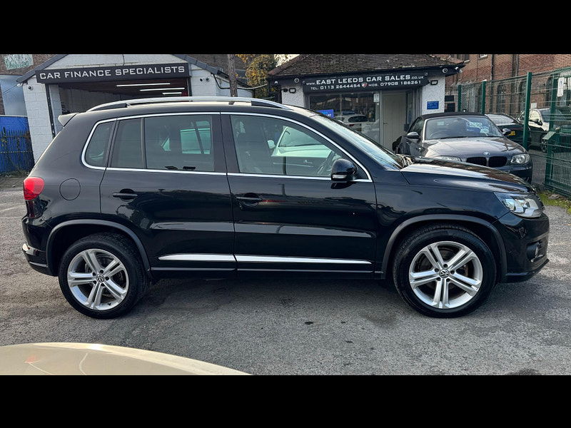 Volkswagen Tiguan 2.0 TDI BlueMotion Tech R-Line 4WD Euro 5 (s/s) 5dr (Nav) 5dr Manual 2024