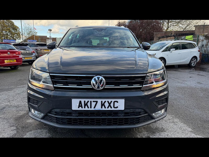 Volkswagen Tiguan 2.0 TDI BlueMotion Tech SE Navigation Euro 6 (s/s) 5dr 5dr Manual 2025