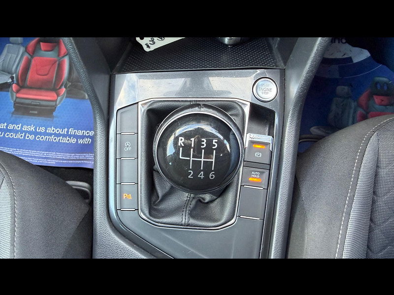 Volkswagen Tiguan 2.0 TDI BlueMotion Tech SE Navigation Euro 6 (s/s) 5dr 5dr Manual 2025