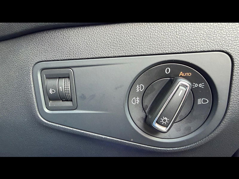 Volkswagen Tiguan 2.0 TDI BlueMotion Tech SE Navigation Euro 6 (s/s) 5dr 5dr Manual 2025