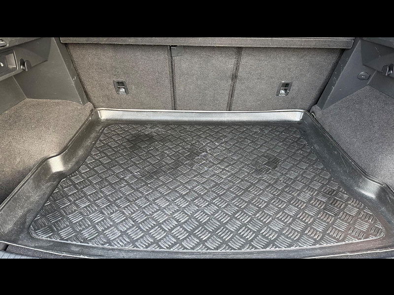 Volkswagen Tiguan 2.0 TDI BlueMotion Tech SE Navigation Euro 6 (s/s) 5dr 5dr Manual 2025