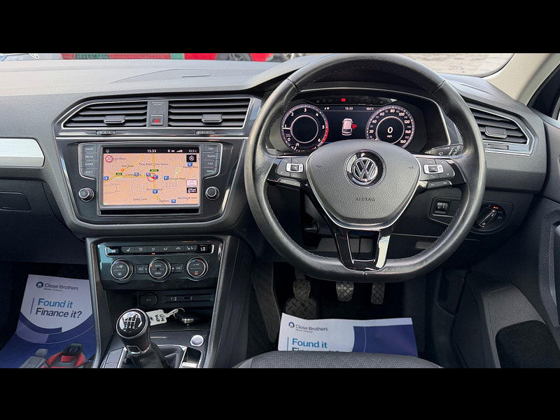 Volkswagen Tiguan 2.0 TDI BlueMotion Tech SE Navigation Euro 6 (s/s) 5dr 5dr Manual 2025