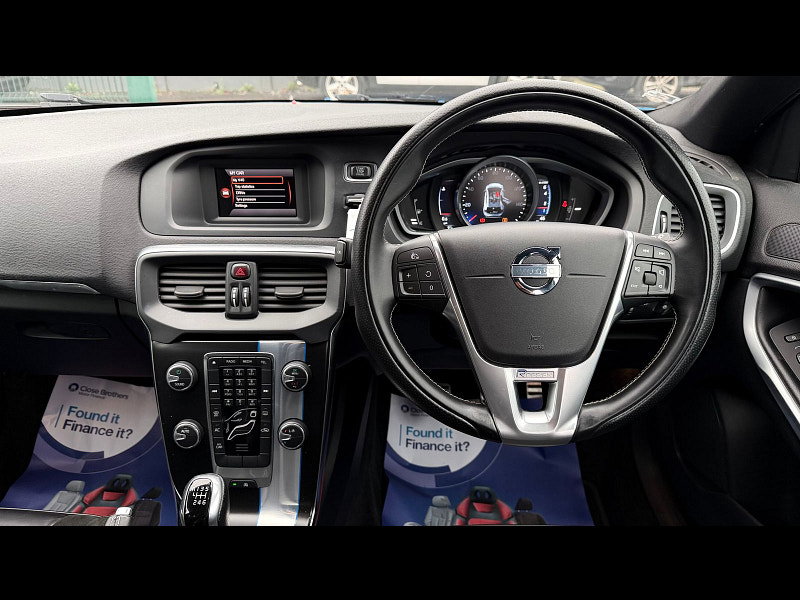 Volvo V40 1.6 T2 R-Design Hatchback 5dr Petrol Manual Euro 5 (s/s) (120 ps) 5dr Manual 2026
