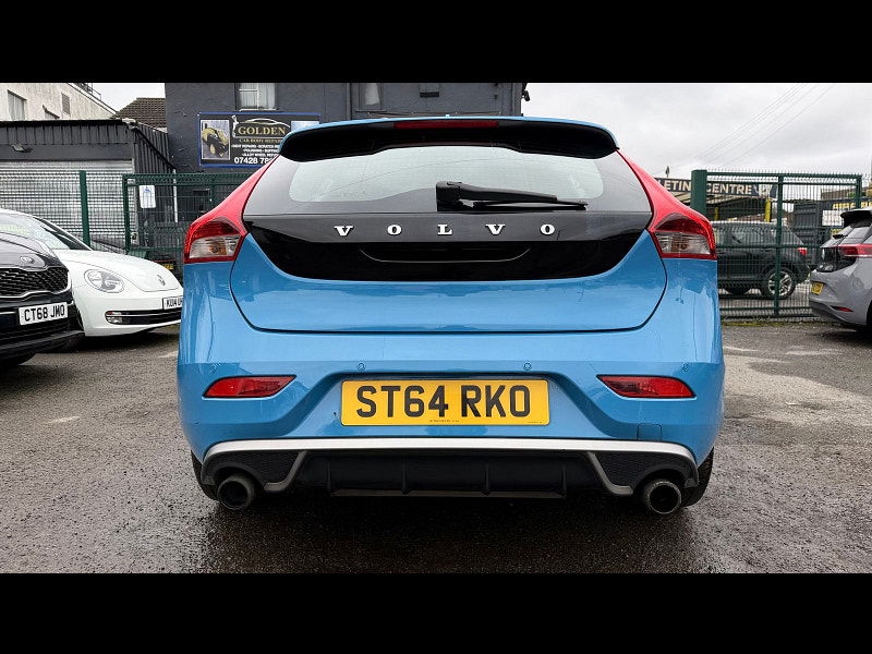 Volvo V40 1.6 T2 R-Design Hatchback 5dr Petrol Manual Euro 5 (s/s) (120 ps) 5dr Manual 2026