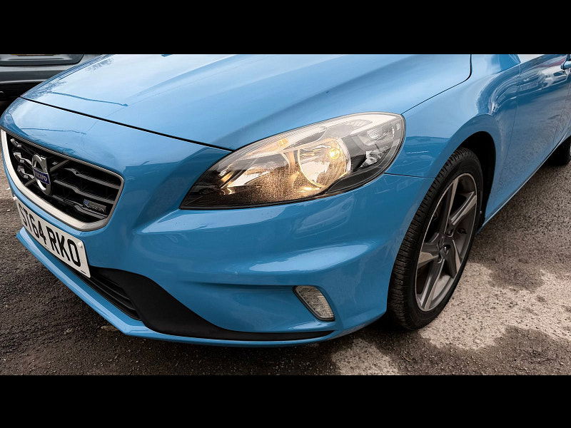 Volvo V40 1.6 T2 R-Design Hatchback 5dr Petrol Manual Euro 5 (s/s) (120 ps) 5dr Manual 2026