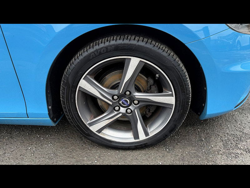 Volvo V40 1.6 T2 R-Design Hatchback 5dr Petrol Manual Euro 5 (s/s) (120 ps) 5dr Manual 2026