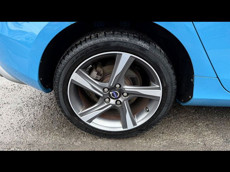 Volvo V40 1.6 T2 R-Design Hatchback 5dr Petrol Manual Euro 5 (s/s) (120 ps) 5dr Manual 2026