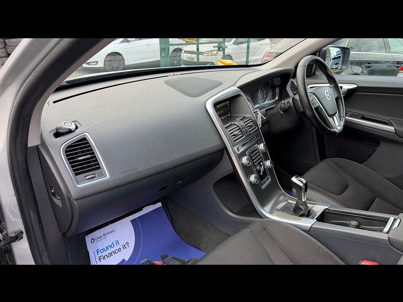 Volvo XC60 2.0 D4 SE Euro 6 (s/s) 5dr 5dr Manual 2025