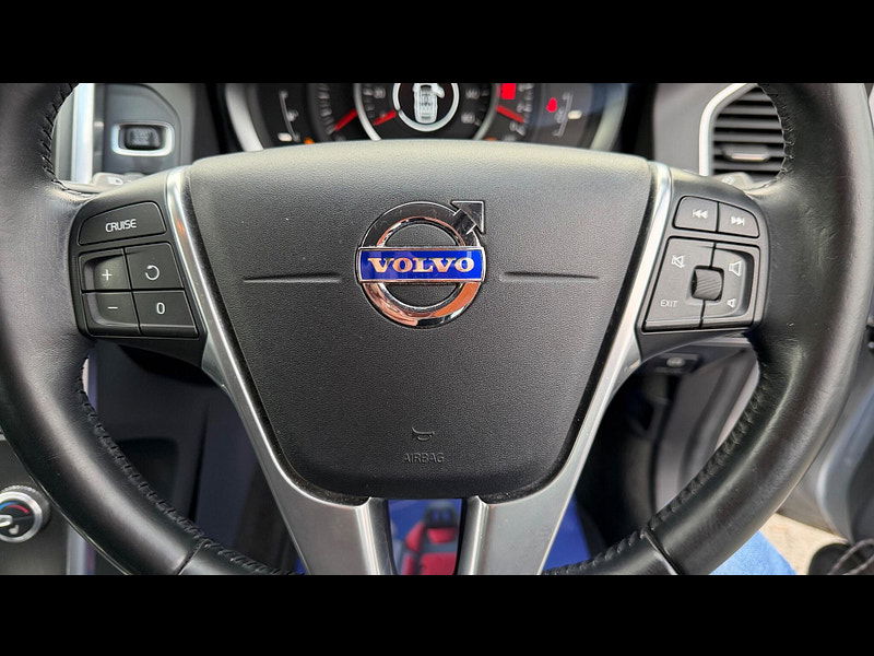 Volvo XC60 2.0 D4 SE Euro 6 (s/s) 5dr 5dr Manual 2025