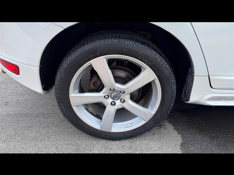 Volvo XC60 2.4 D5 R-Design Geartronic AWD Euro 5 5dr 5dr Automatic 2025