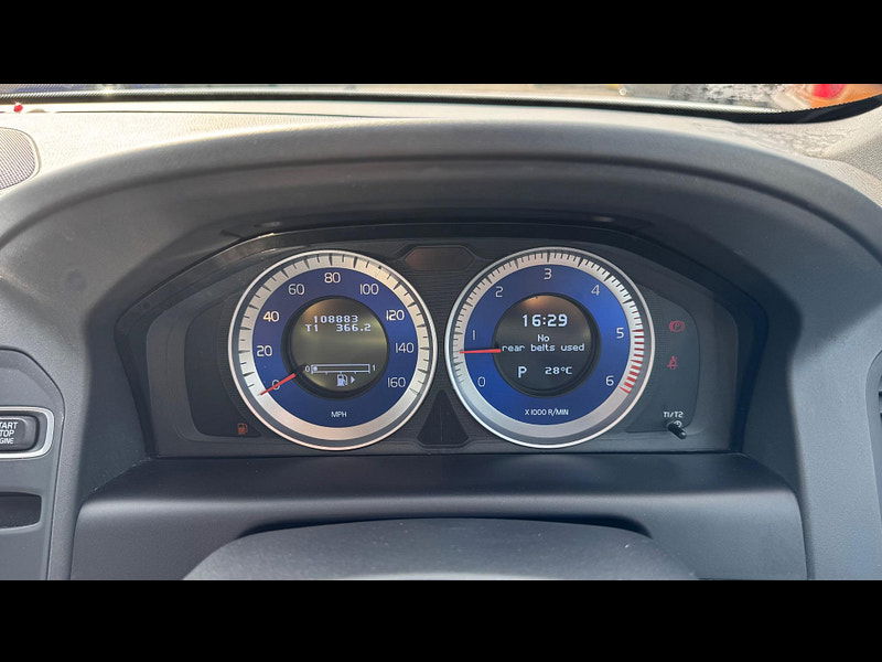 Volvo XC60 2.4 D5 R-Design Geartronic AWD Euro 5 5dr 5dr Automatic 2025