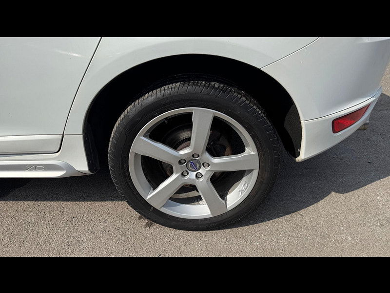Volvo XC60 2.4 D5 R-Design Geartronic AWD Euro 5 5dr 5dr Automatic 2025