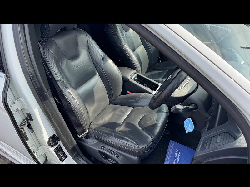 Volvo XC60 2.4 D5 R-Design Geartronic AWD Euro 5 5dr 5dr Automatic 2025