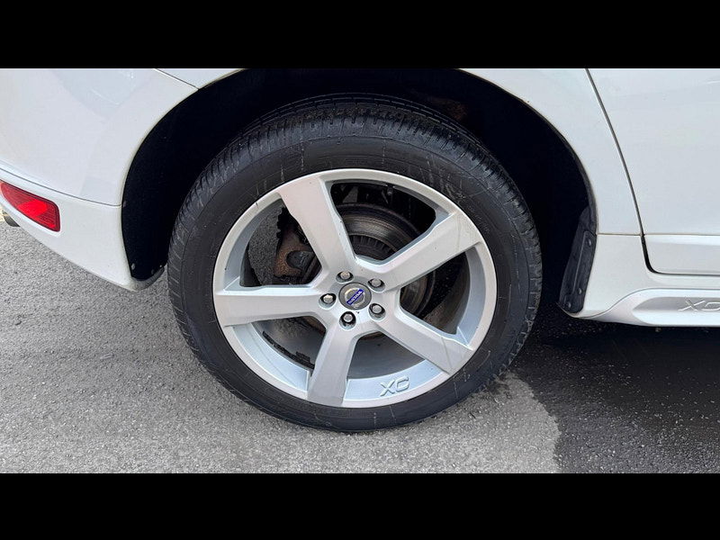 Volvo XC60 2.4 D5 R-Design Geartronic AWD Euro 5 5dr 5dr Automatic 2025