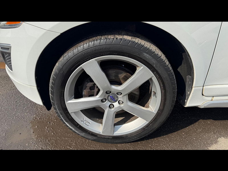 Volvo XC60 2.4 D5 R-Design Geartronic AWD Euro 5 5dr 5dr Automatic 2025