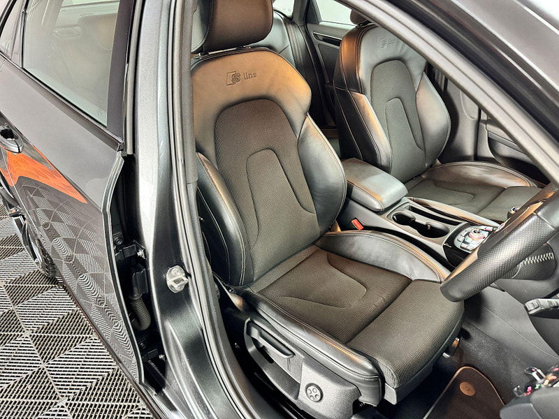 Audi A4 2.0 TDI Black Edition Euro 6 (s/s) 4dr (Nav) 4dr Manual 2025