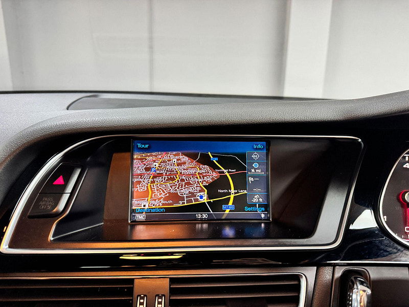 Audi A4 2.0 TDI Black Edition Euro 6 (s/s) 4dr (Nav) 4dr Manual 2025