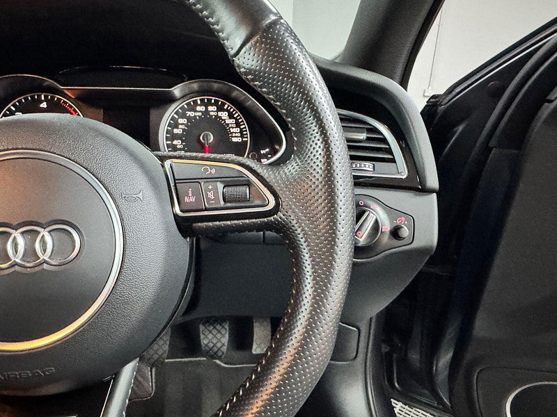 Audi A4 2.0 TDI Black Edition Euro 6 (s/s) 4dr (Nav) 4dr Manual 2025