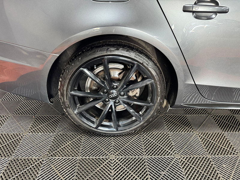 Audi A4 2.0 TDI Black Edition Euro 6 (s/s) 4dr (Nav) 4dr Manual 2025